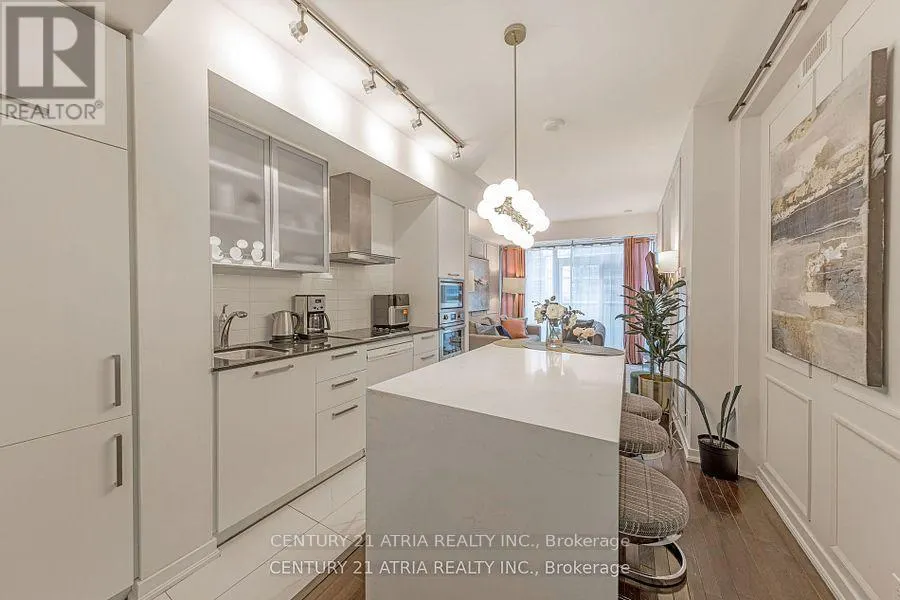1209 - 12 YORK STREET