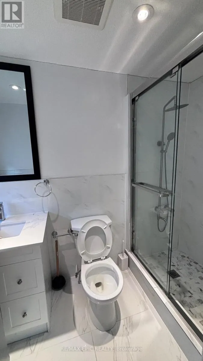 2ND FLOOR - 143 MARKHAM STREET