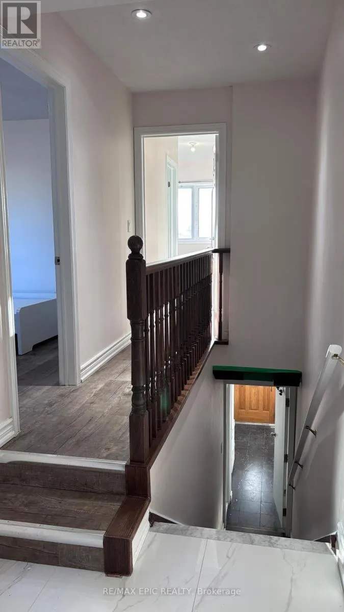 2ND FLOOR - 143 MARKHAM STREET
