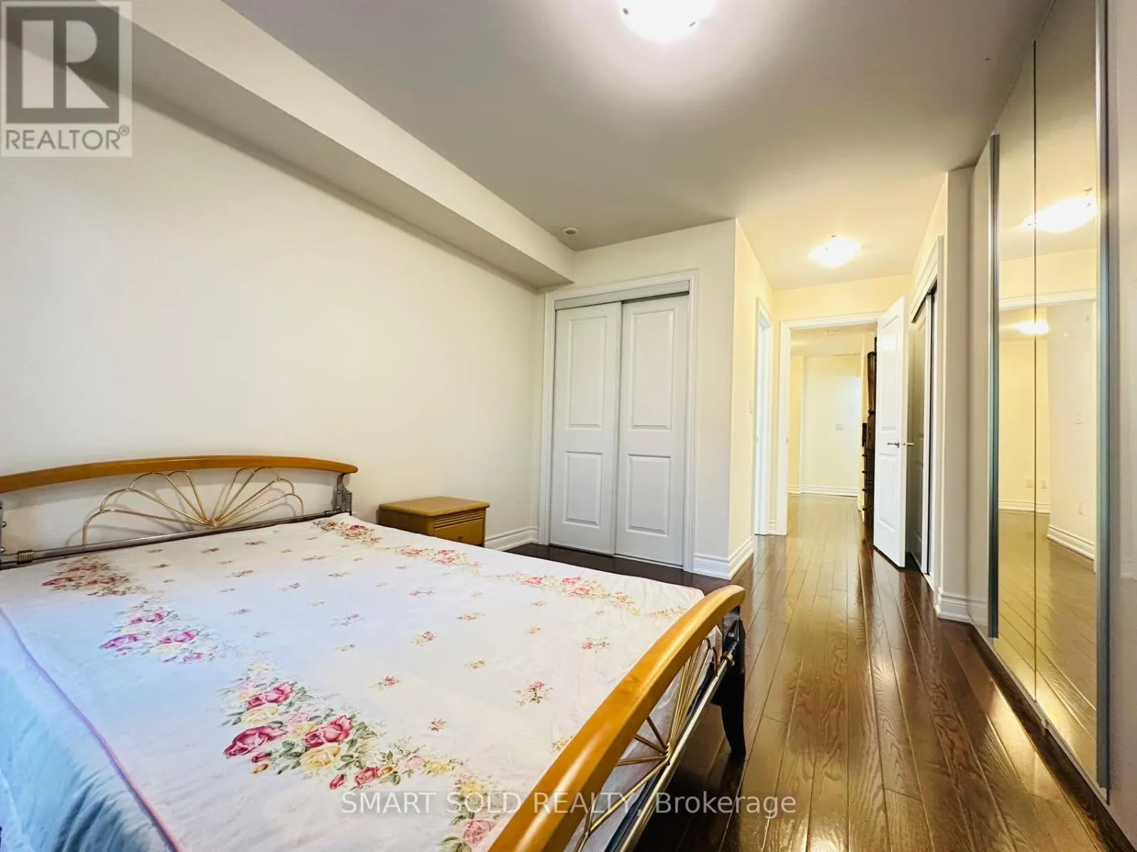 3 - 10 HARGRAVE LANE