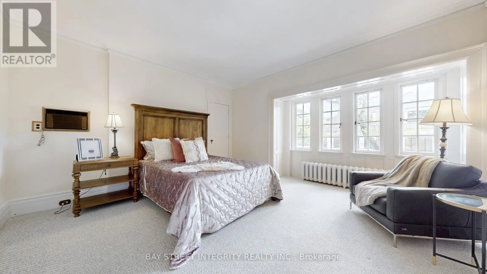 184 HEATH STREET W