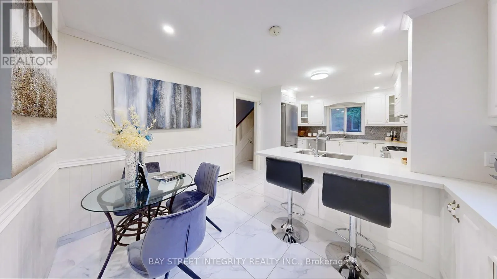 184 HEATH STREET W