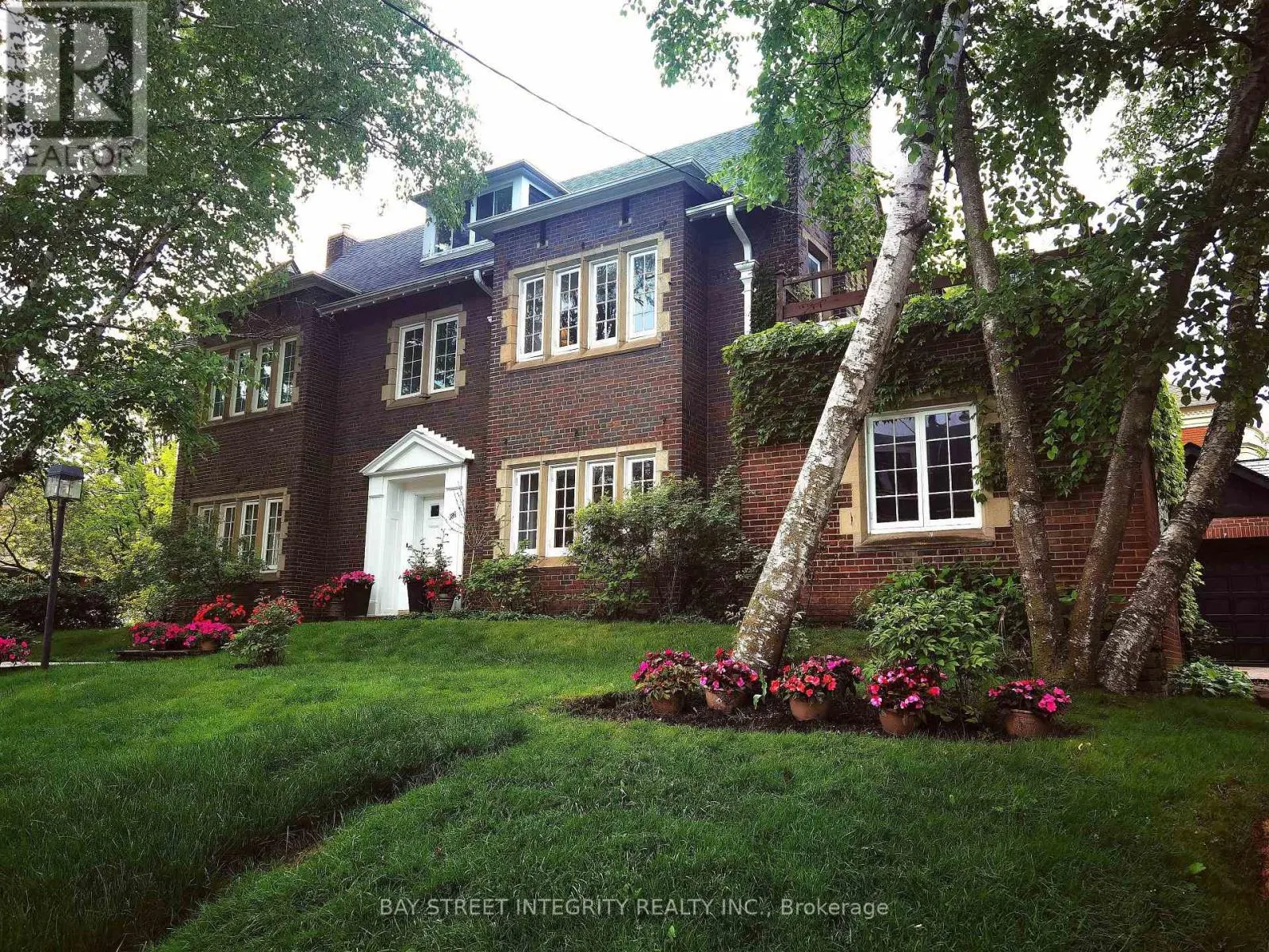 184 HEATH STREET W