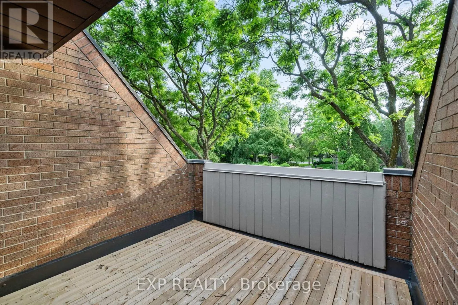 108 FLAMING ROSE WAY