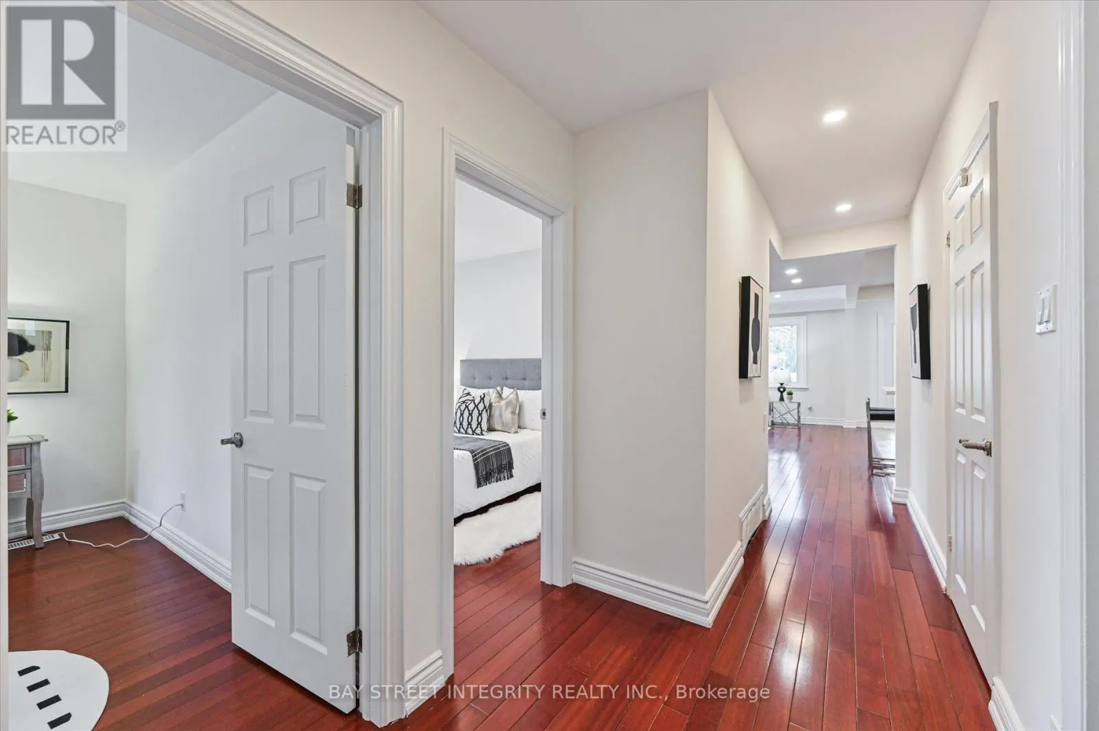 435 CUMMER AVENUE