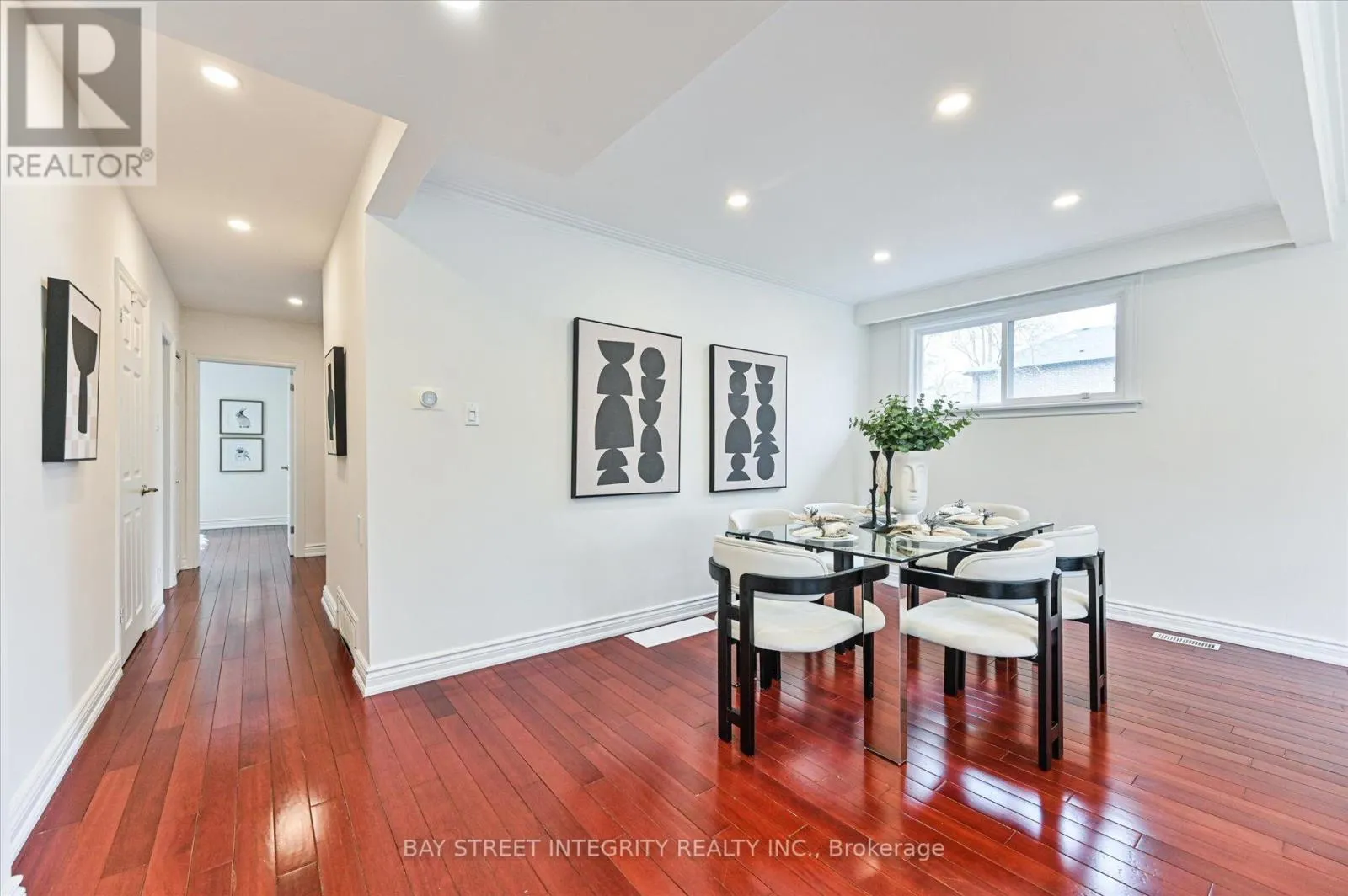 435 CUMMER AVENUE
