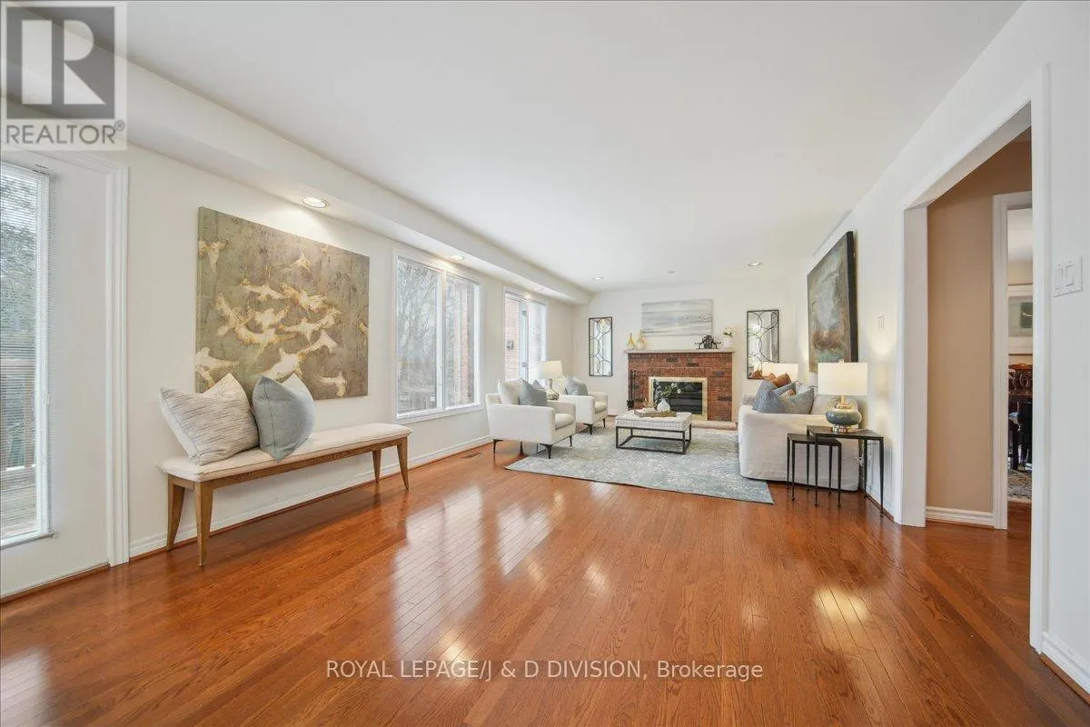 2 IVOR ROAD