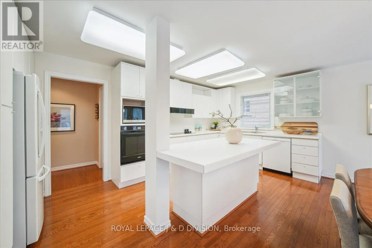 2 IVOR ROAD