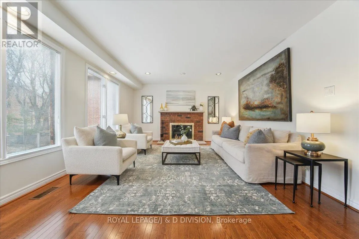 2 IVOR ROAD