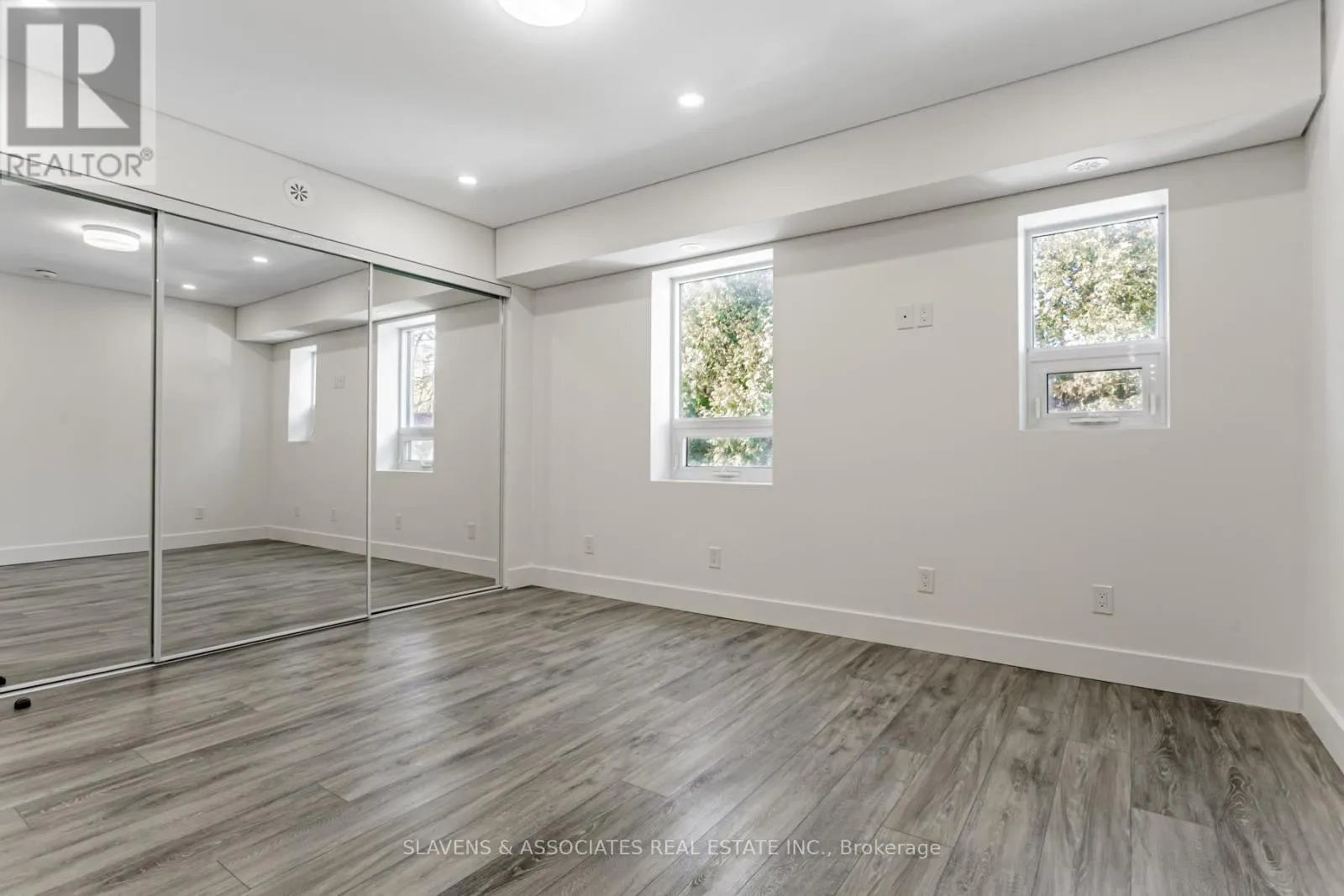 1088 AVENUE ROAD