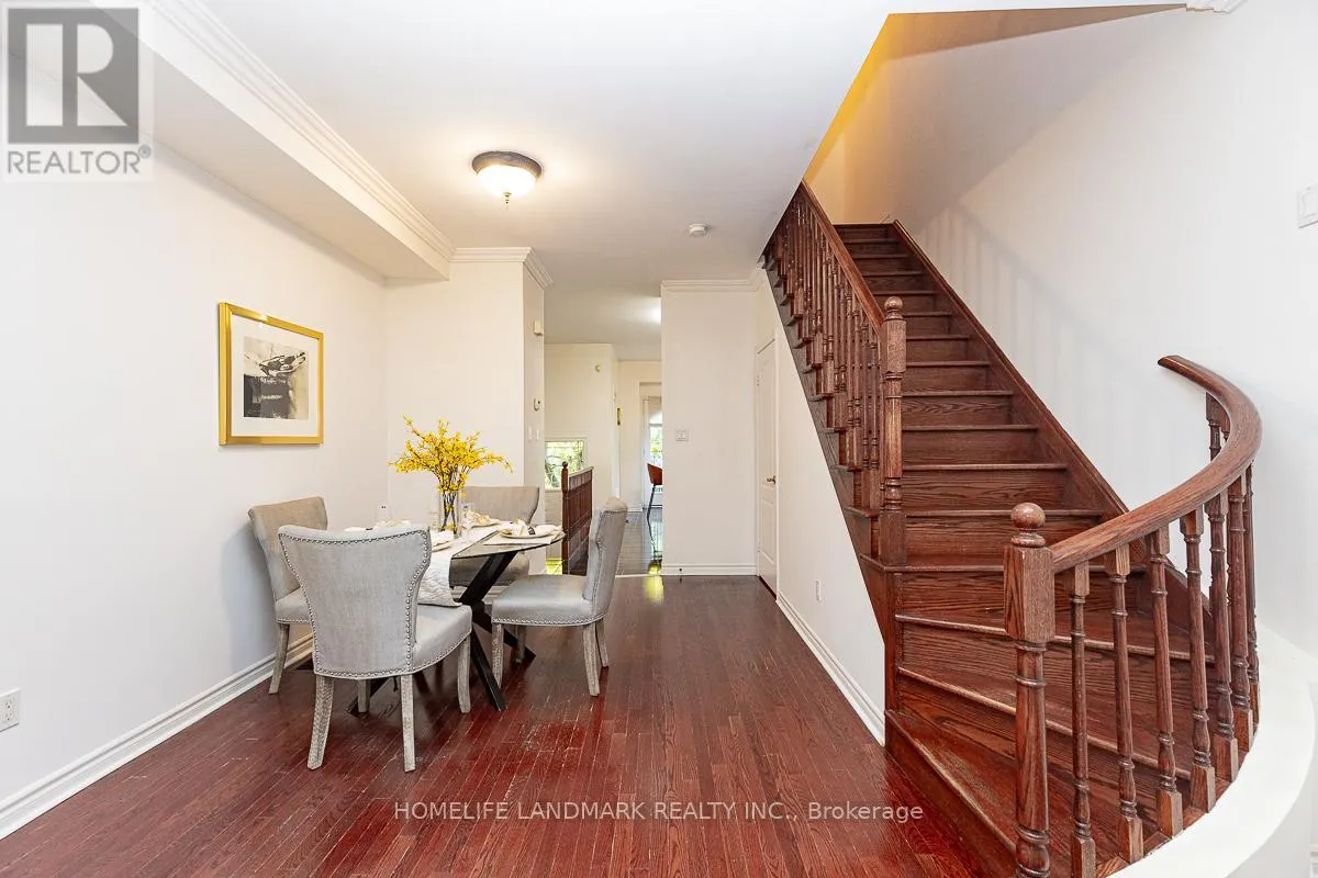 4 WILLIAM POOLE WAY