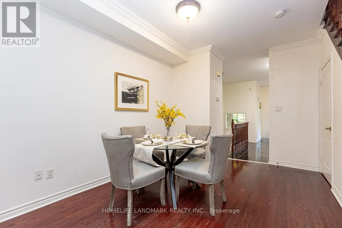 4 WILLIAM POOLE WAY