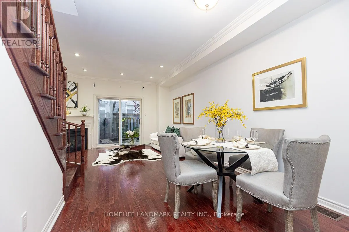 4 WILLIAM POOLE WAY