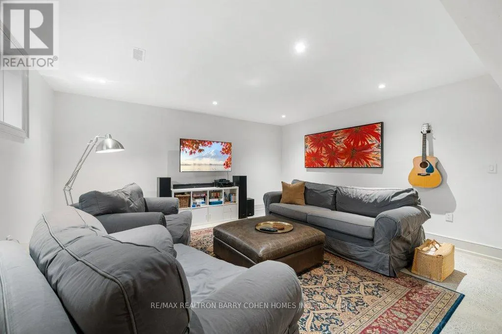 23 LYTTON BOULEVARD