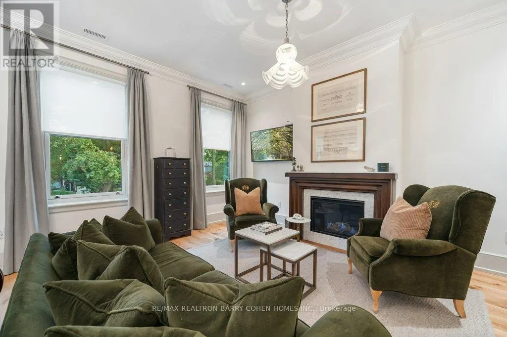 23 LYTTON BOULEVARD