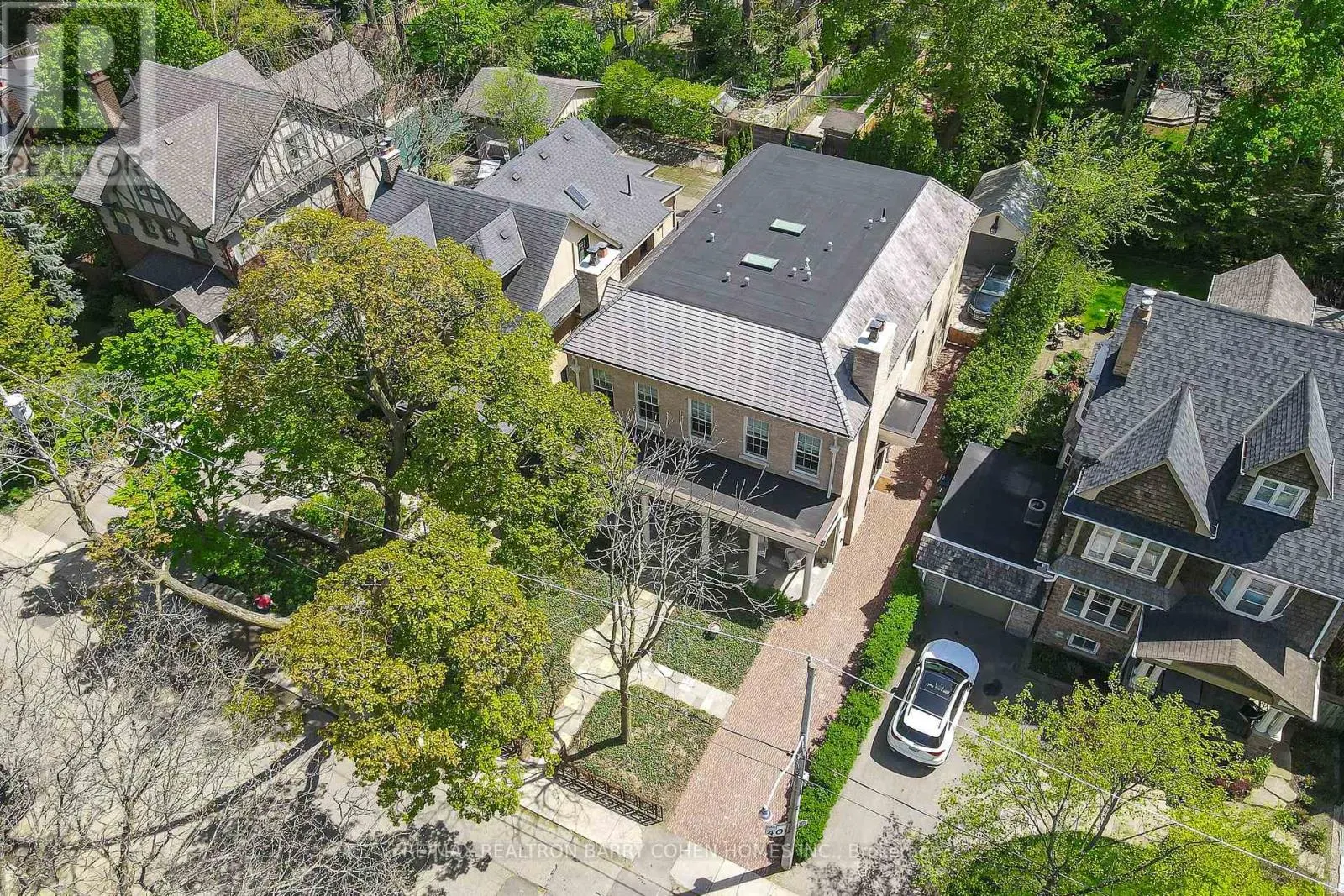 23 LYTTON BOULEVARD