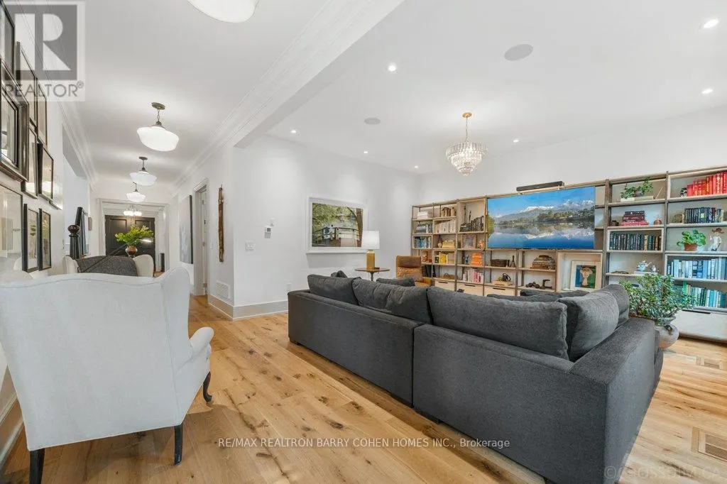 23 LYTTON BOULEVARD