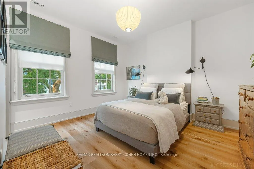 23 LYTTON BOULEVARD
