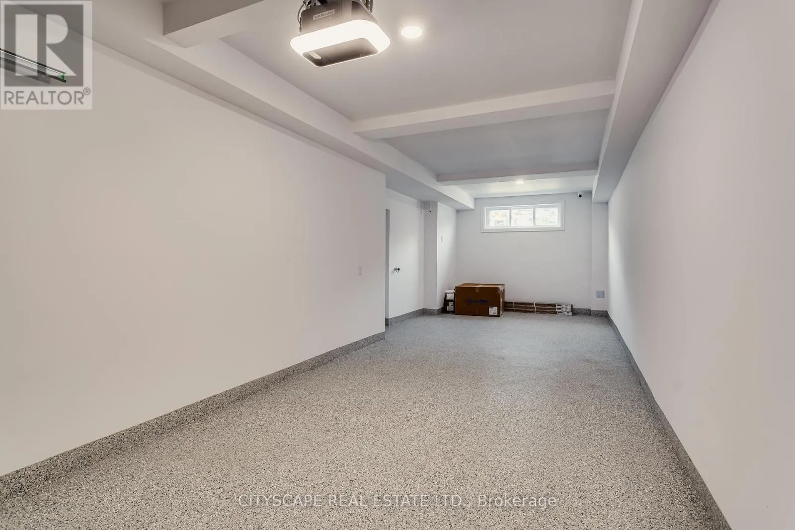 372 BRIAR HILL AVENUE