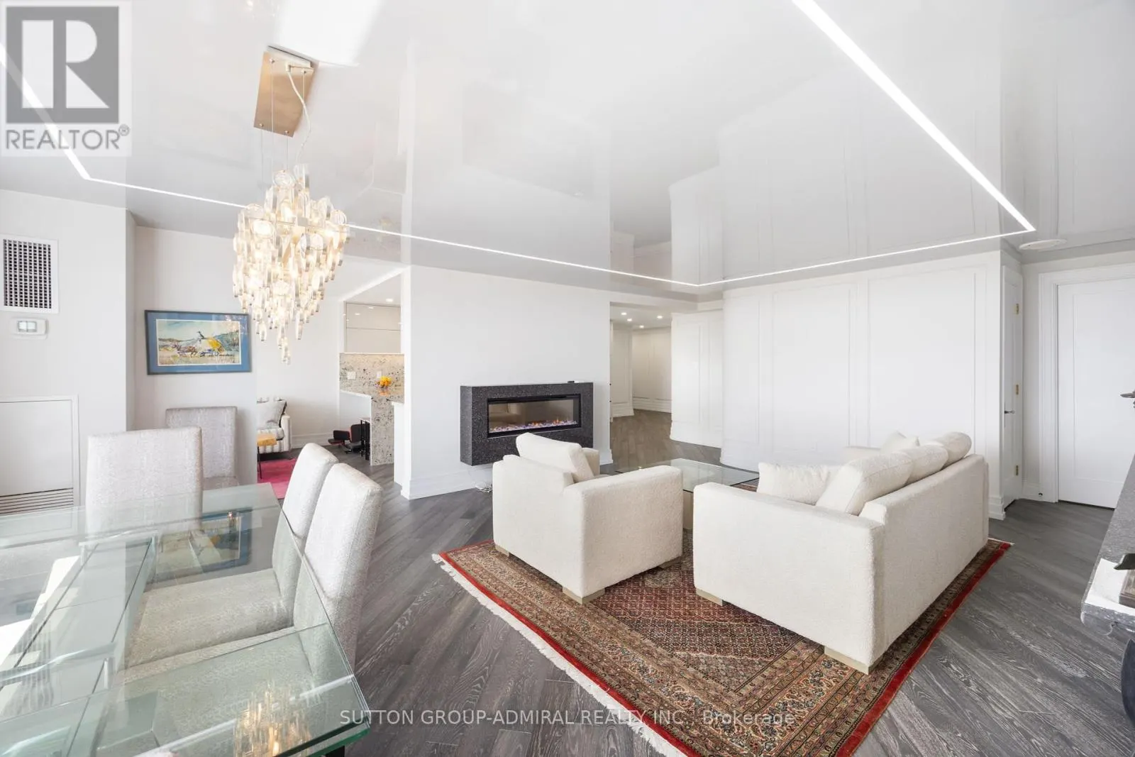 2108 - 131 BEECROFT ROAD