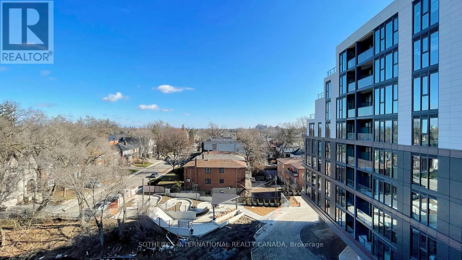624 - 250 LAWRENCE AVENUE W