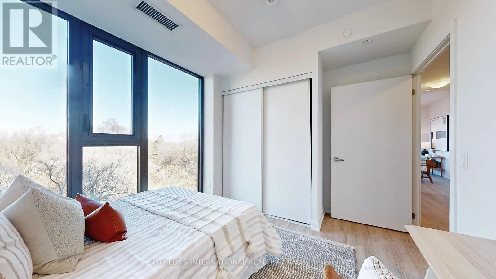 624 - 250 LAWRENCE AVENUE W
