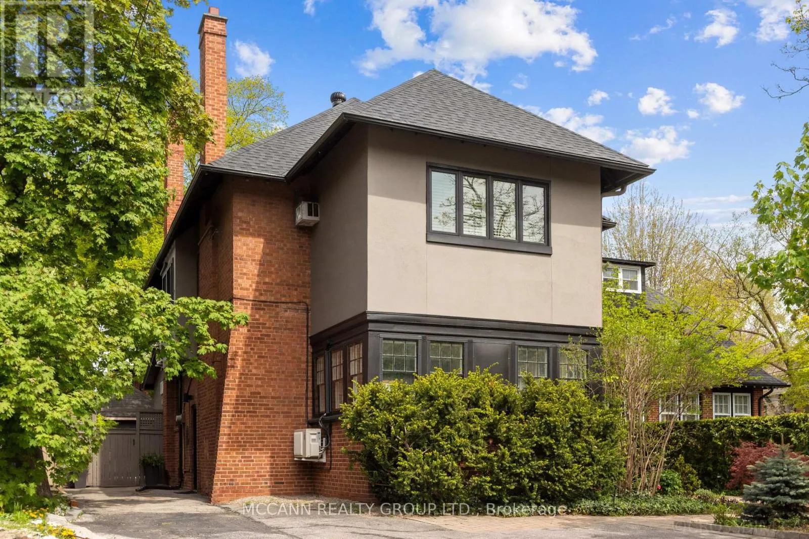 1373 AVENUE ROAD