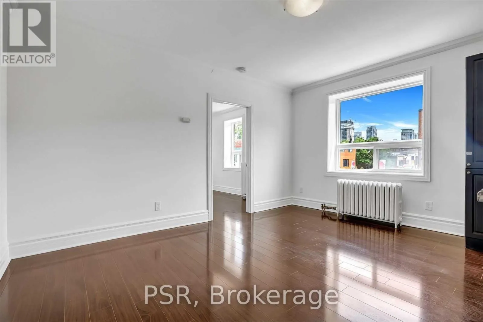 1 - 2 CRAIGHURST AVENUE