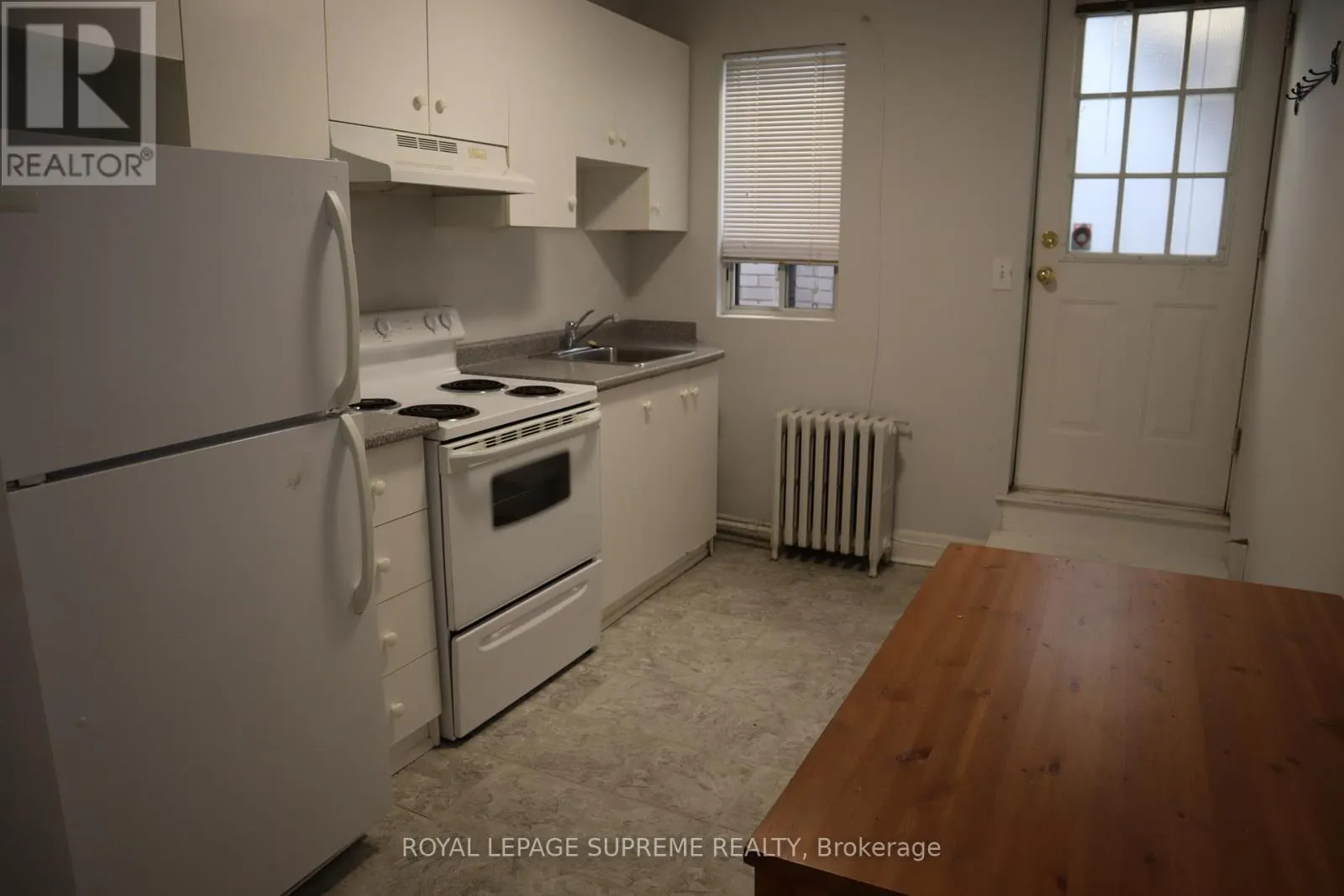 2 - 526 EGLINTON AVENUE W