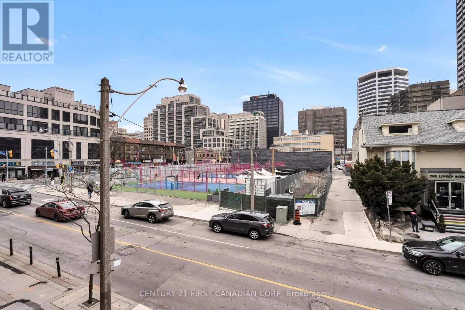 317 - 5 ROSEHILL AVENUE N, #317