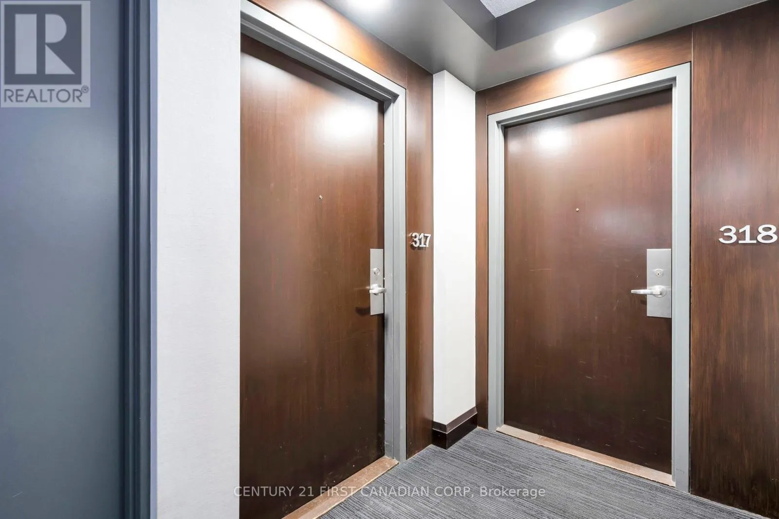 317 - 5 ROSEHILL AVENUE N, #317