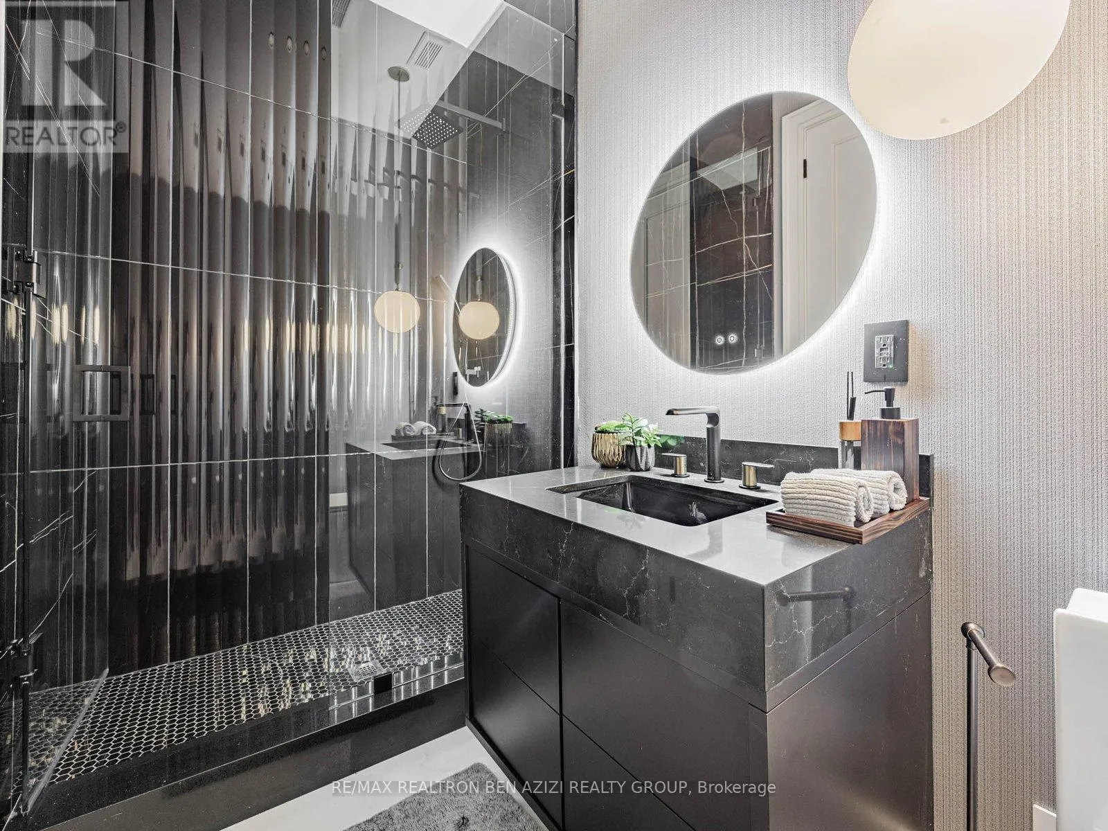 323 MELROSE AVENUE