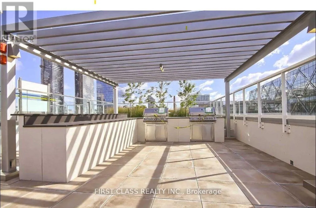 408 - 15 QUEENS QUAY E
