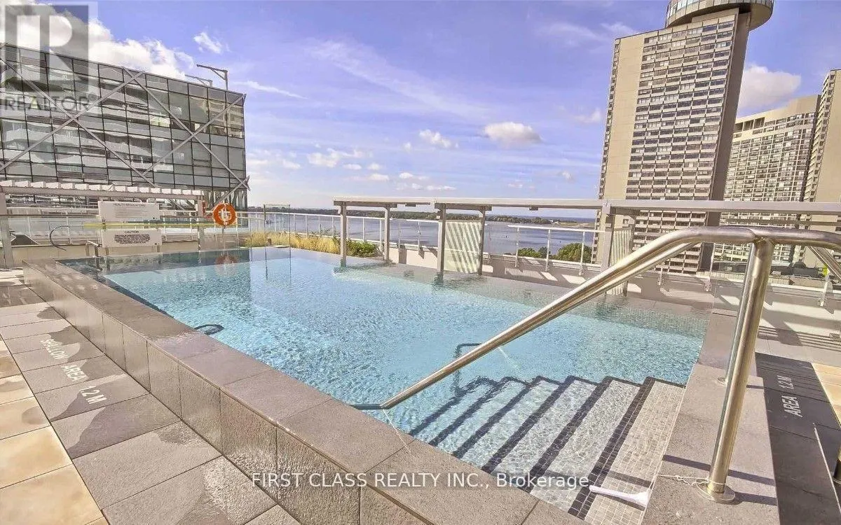 408 - 15 QUEENS QUAY E