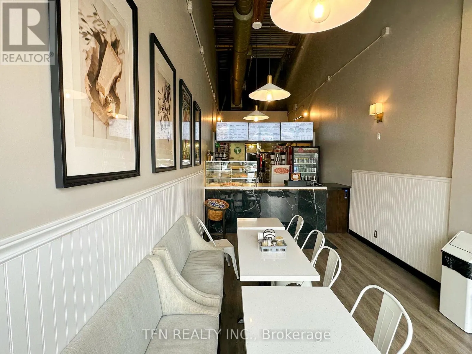 A01002A - 861 YORK MILLS ROAD