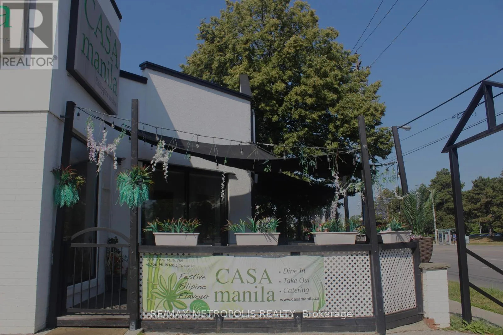 1 - 879 YORK MILLS ROAD