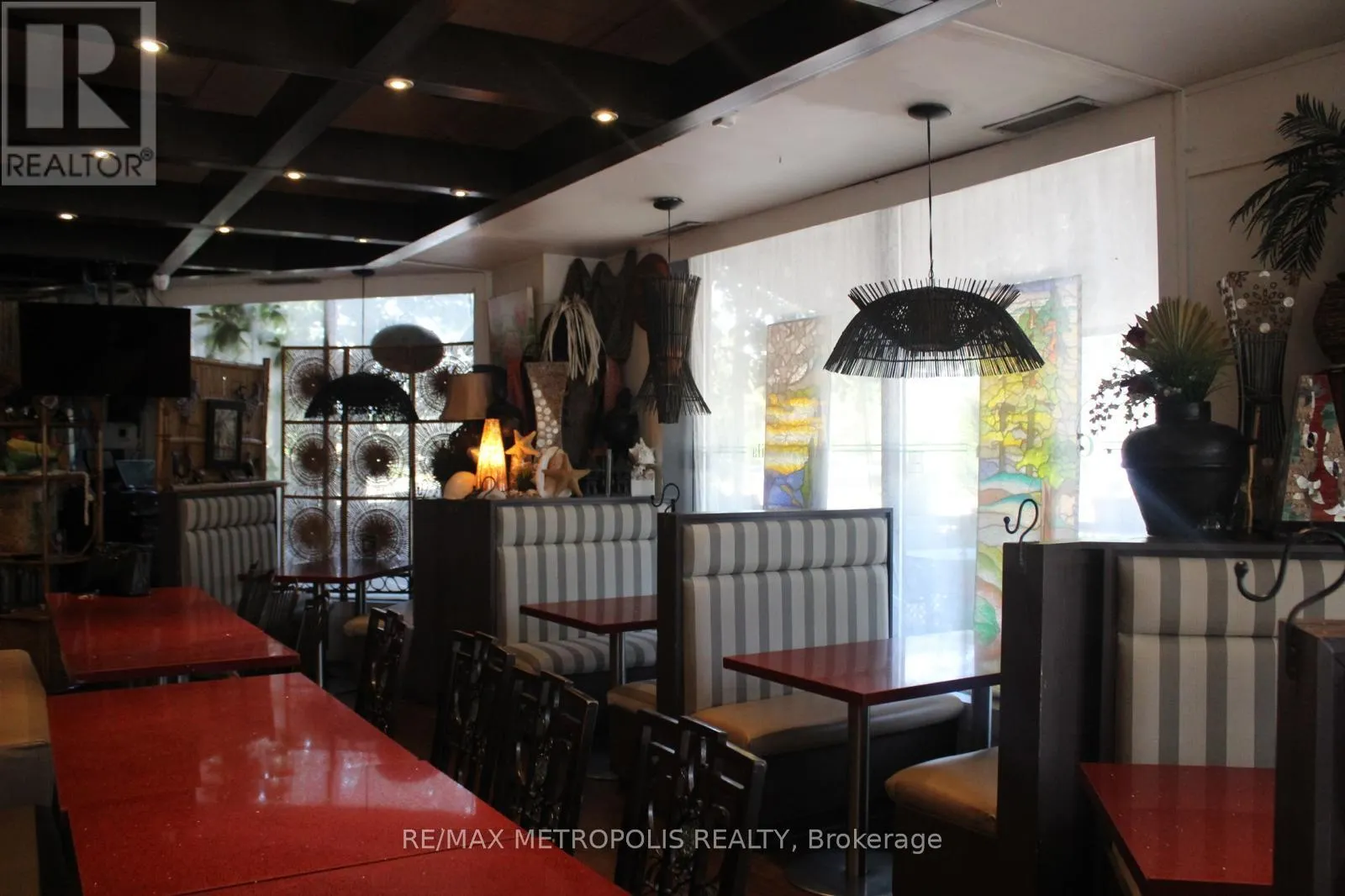 1 - 879 YORK MILLS ROAD