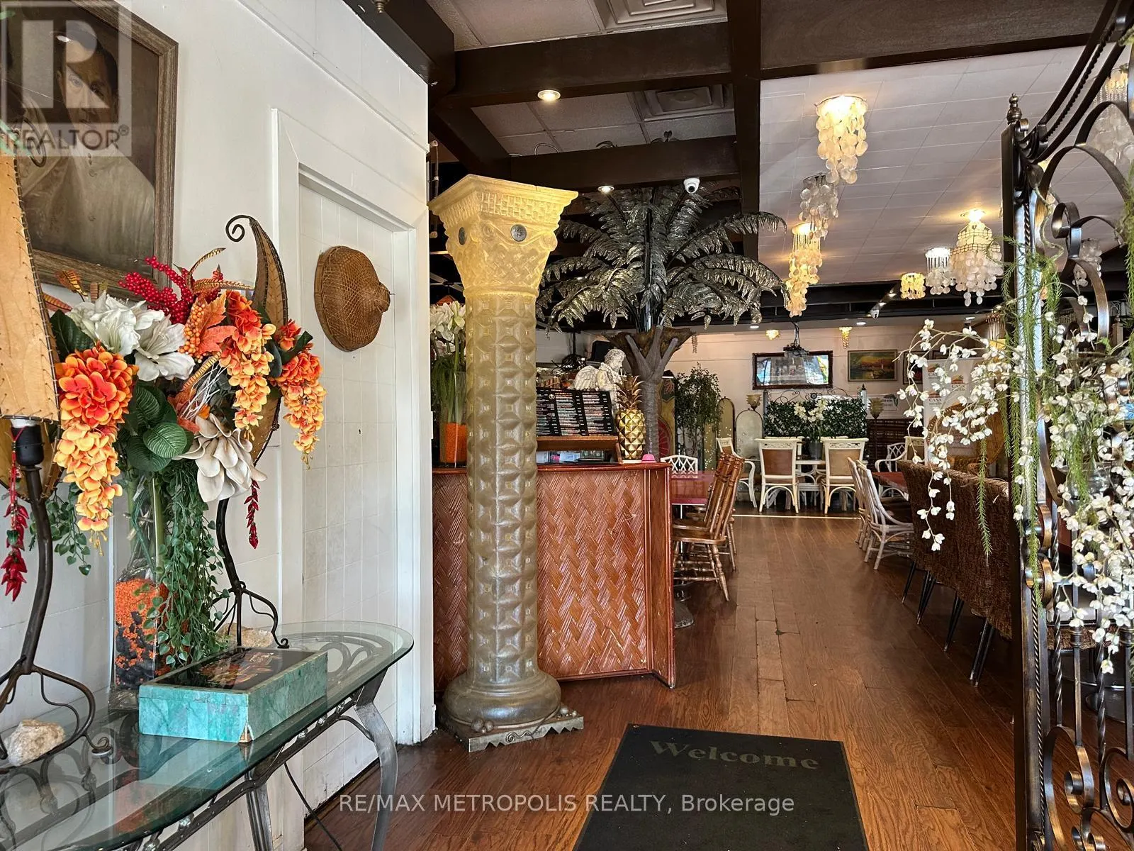 1 - 879 YORK MILLS ROAD