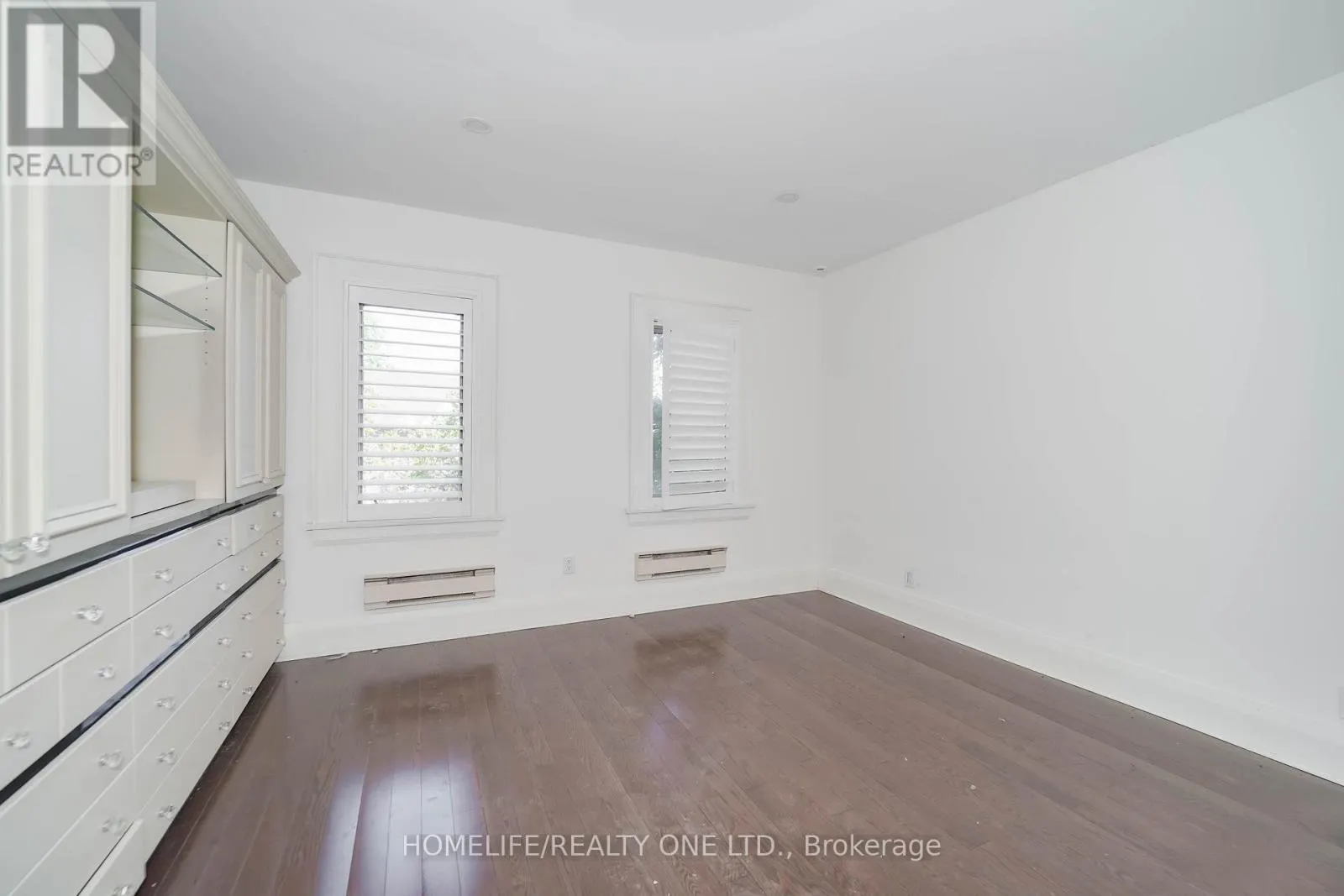 251 LYTTON BOULEVARD
