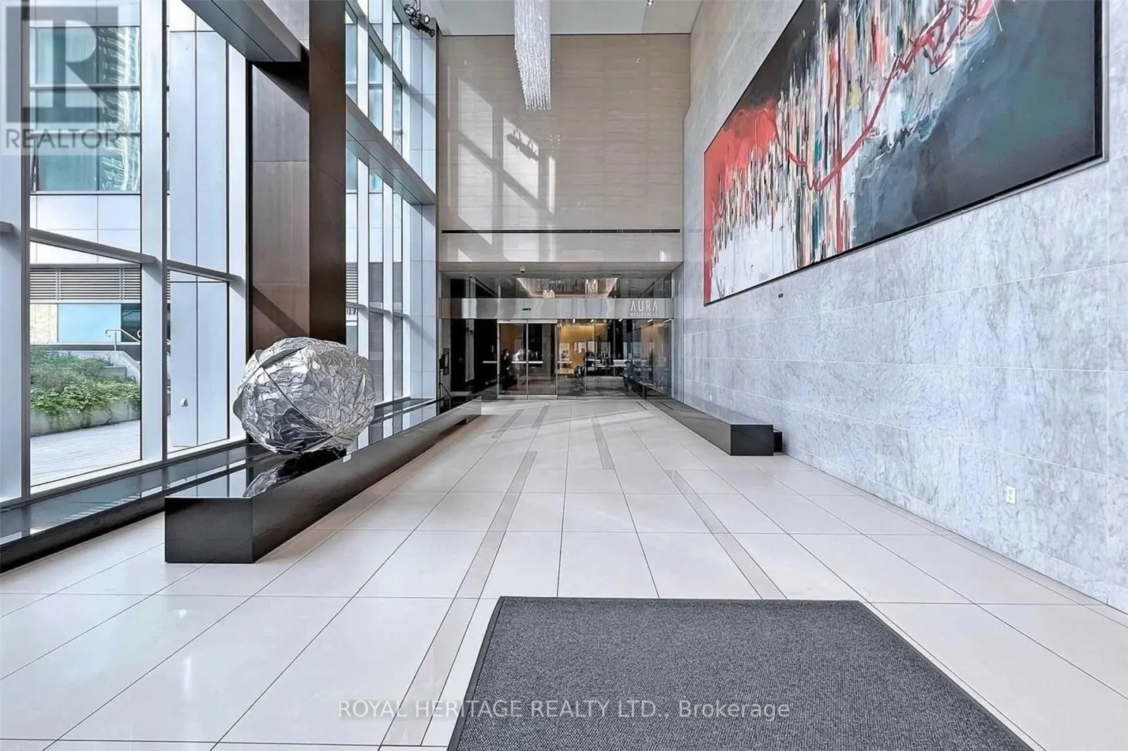 510 - 386 YONGE STREET