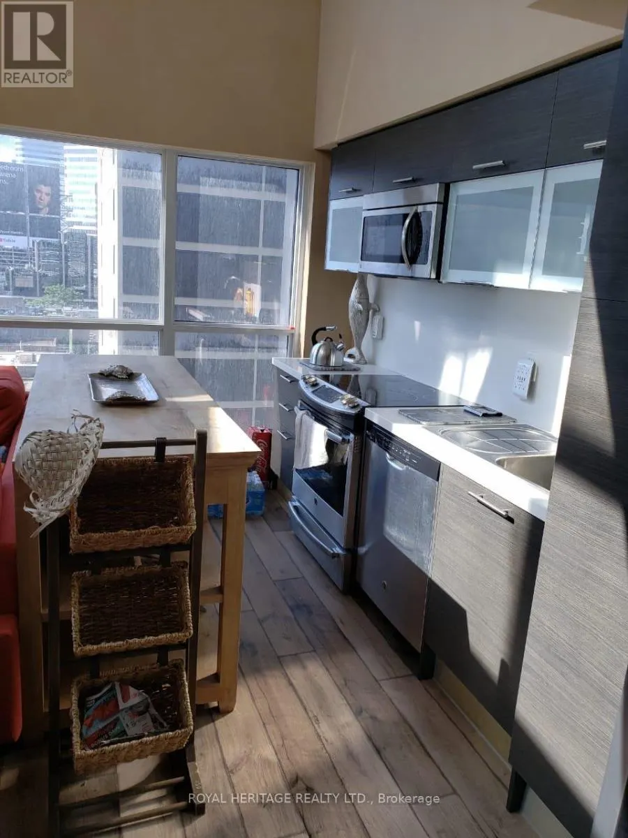 510 - 386 YONGE STREET