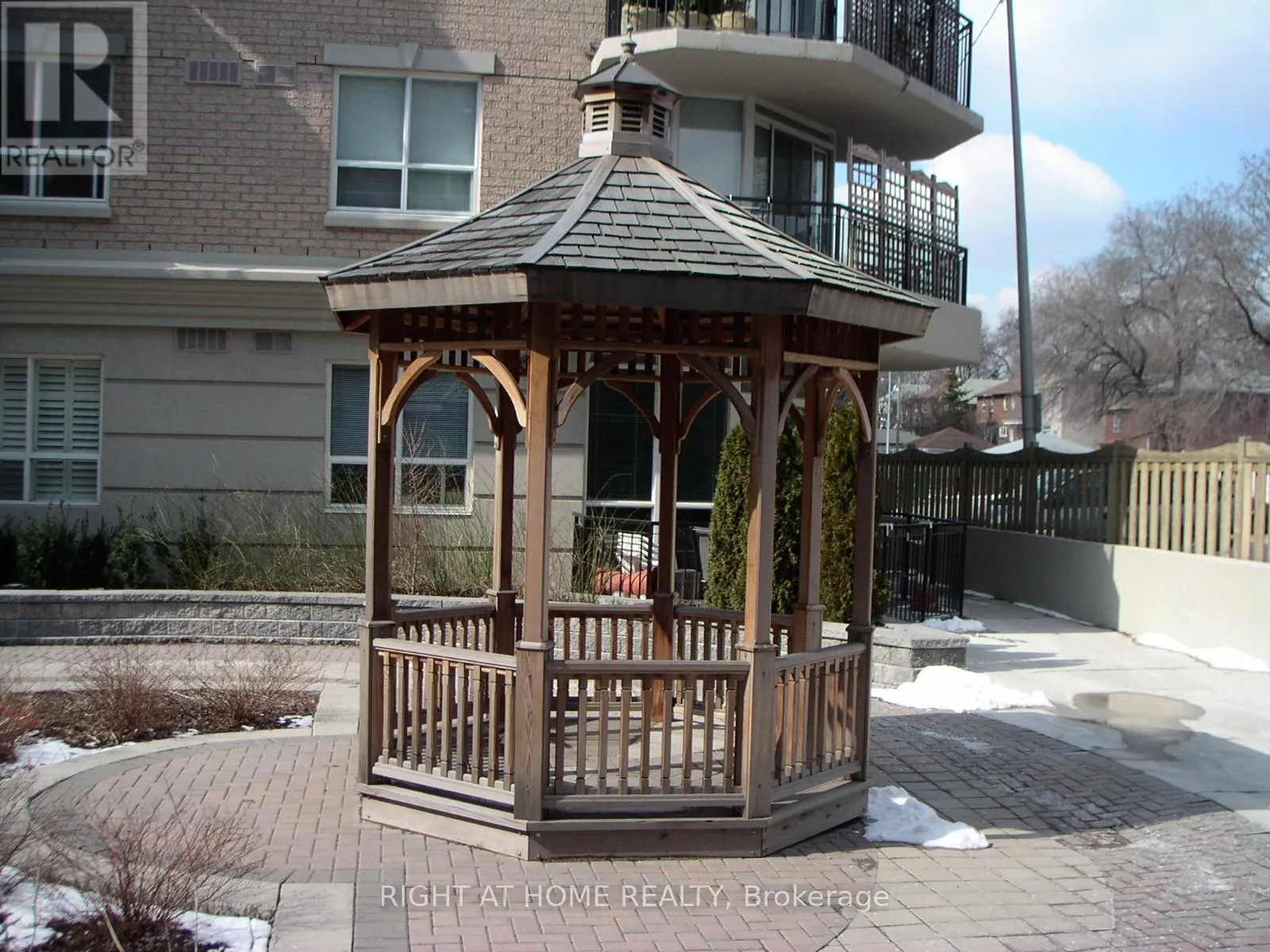 PH1 - 3130 YONGE STREET