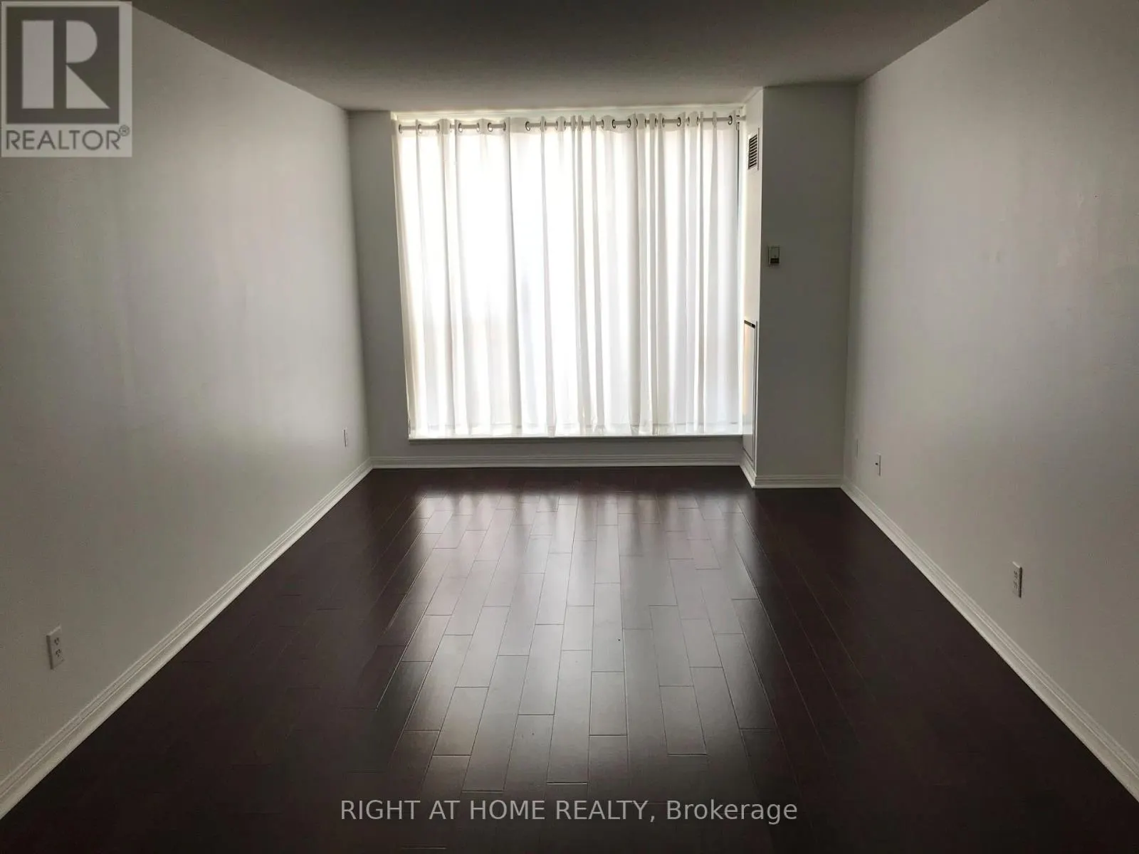 PH1 - 3130 YONGE STREET
