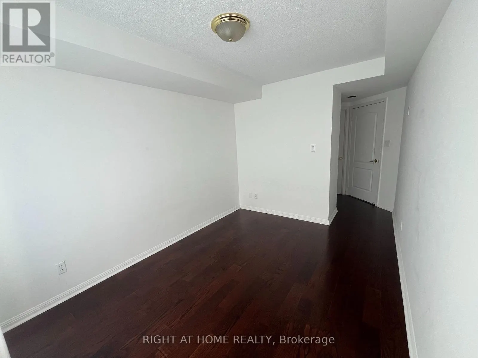PH1 - 3130 YONGE STREET