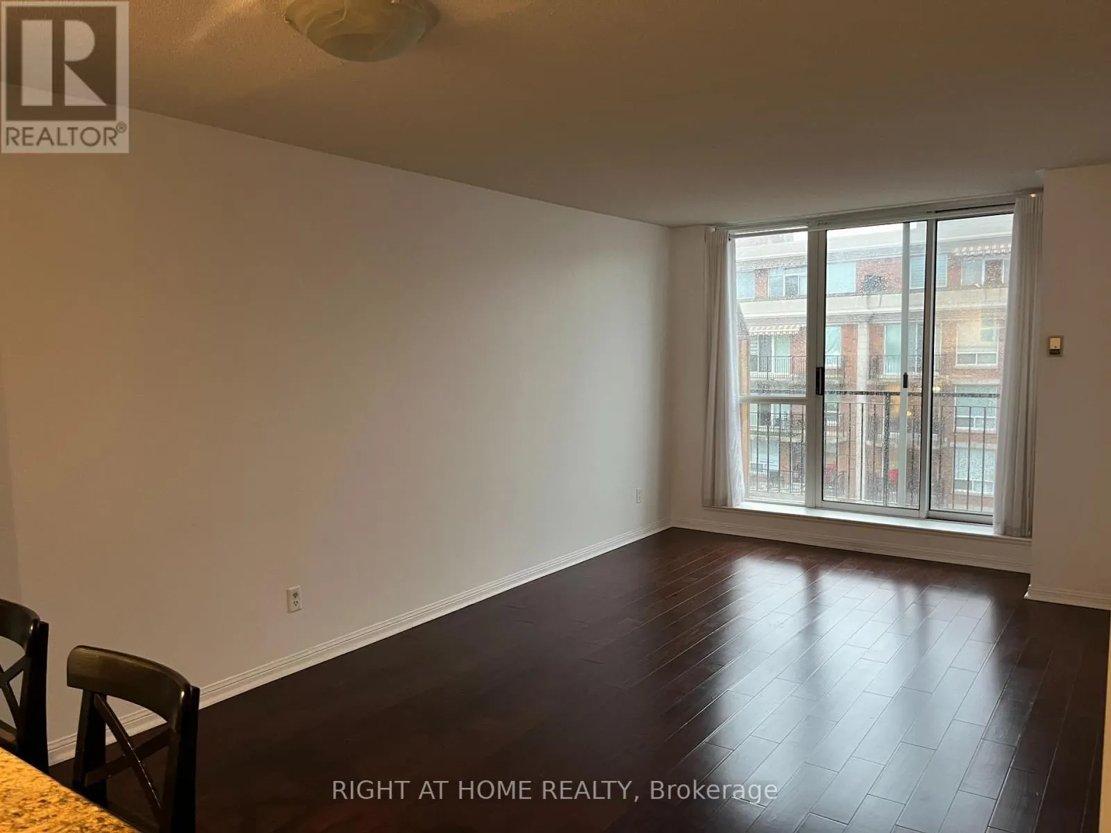 PH1 - 3130 YONGE STREET