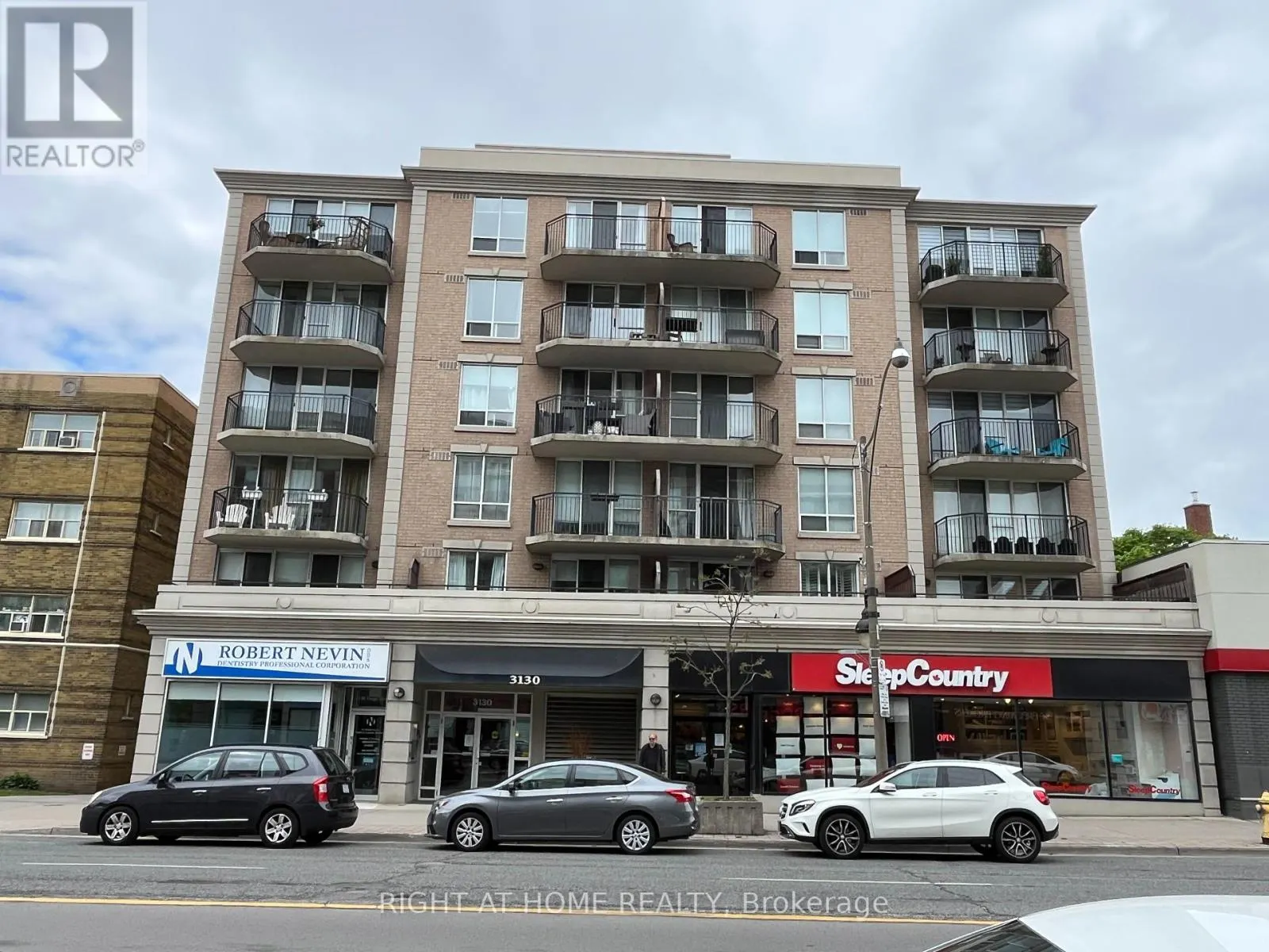 PH1 - 3130 YONGE STREET