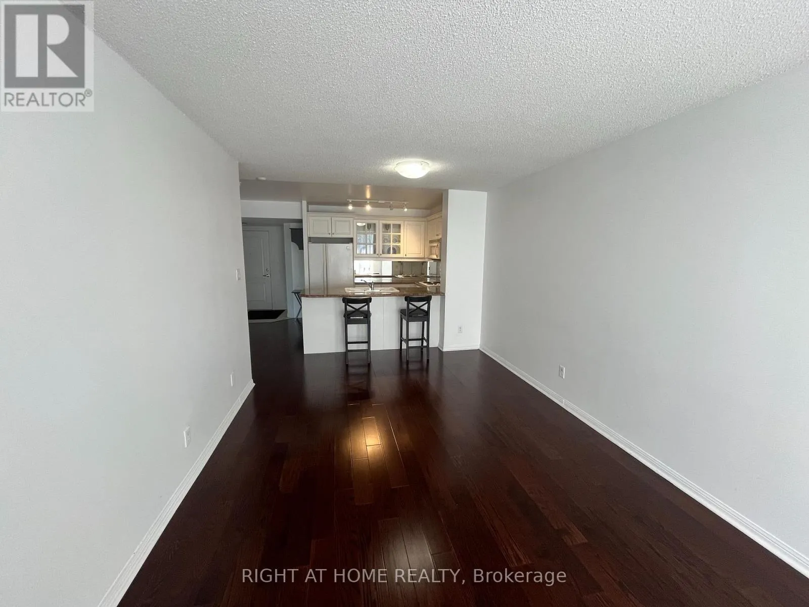 PH1 - 3130 YONGE STREET