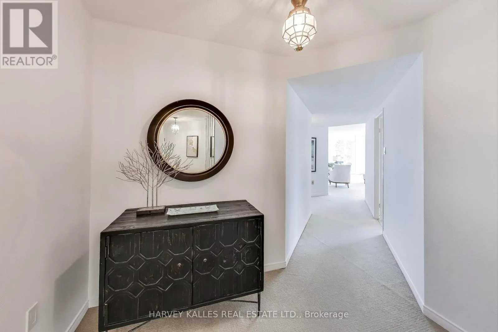 608 - 131 BEECROFT ROAD