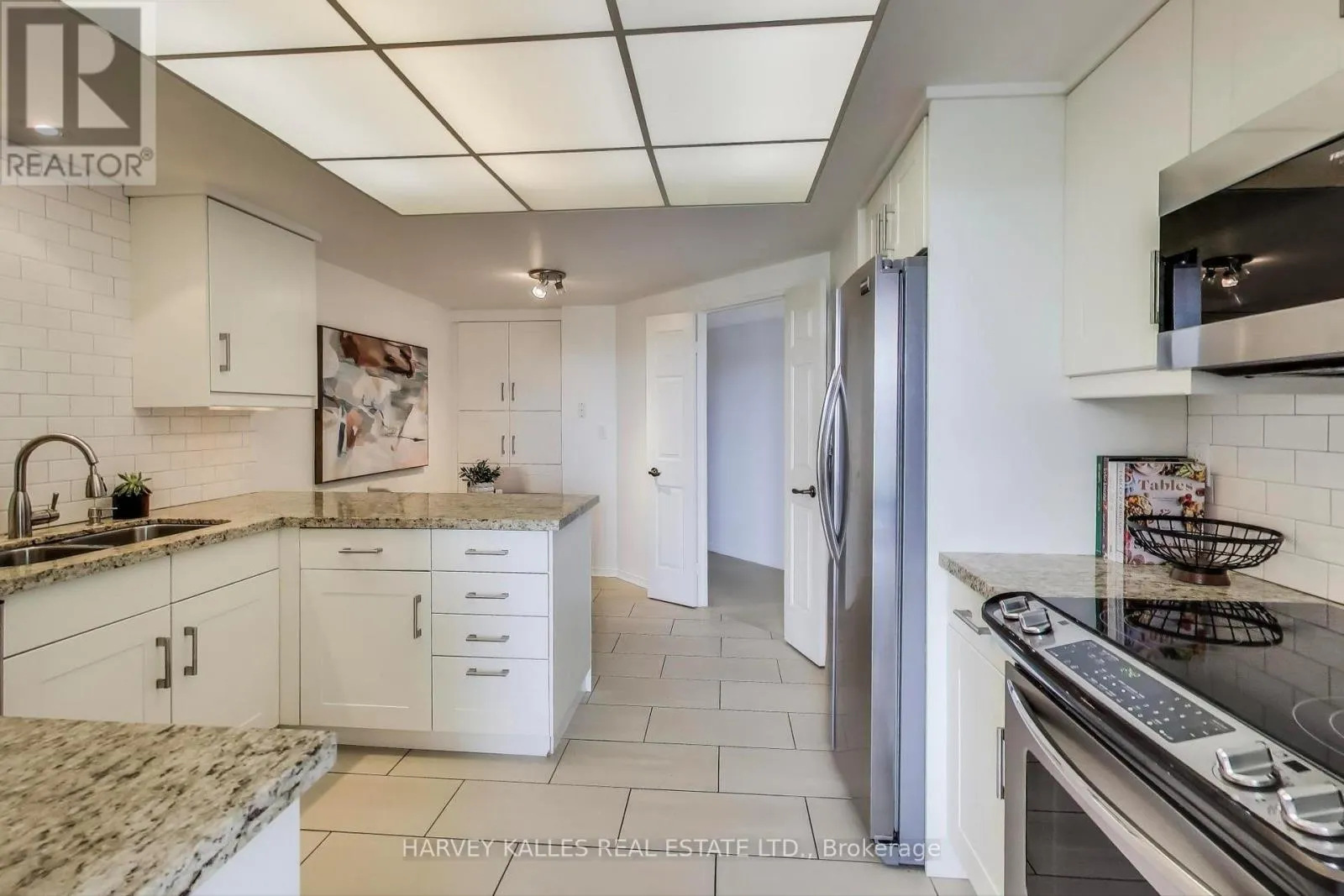 608 - 131 BEECROFT ROAD