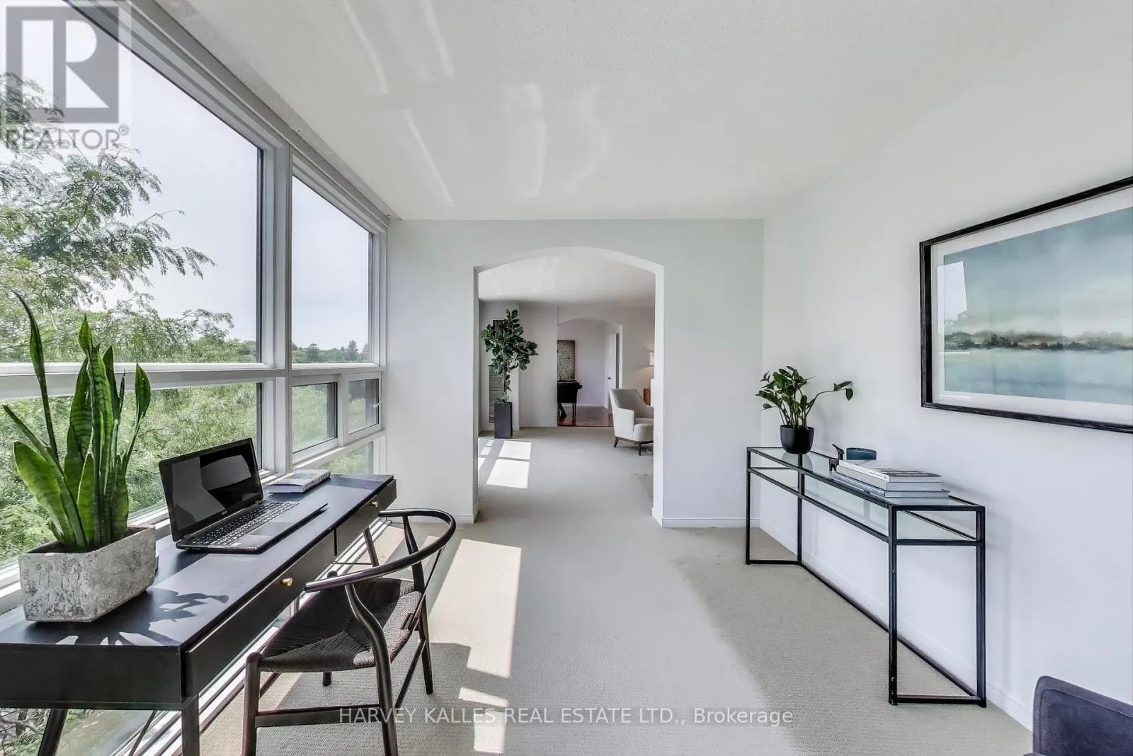 608 - 131 BEECROFT ROAD